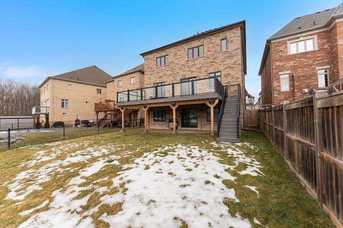 Photo 11 of 95 Strawbridge Farm Drive, Aurora, Aurora Grove — HOMEH