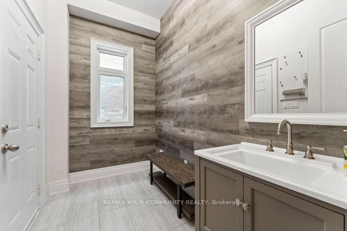 Photo 17 of 95 Strawbridge Farm Drive, Aurora, Aurora Grove — HOMEH