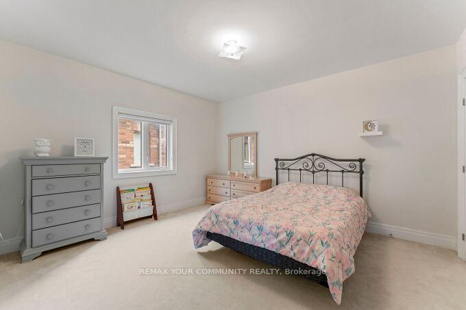 Photo 16 of 95 Strawbridge Farm Drive, Aurora, Aurora Grove — HOMEH