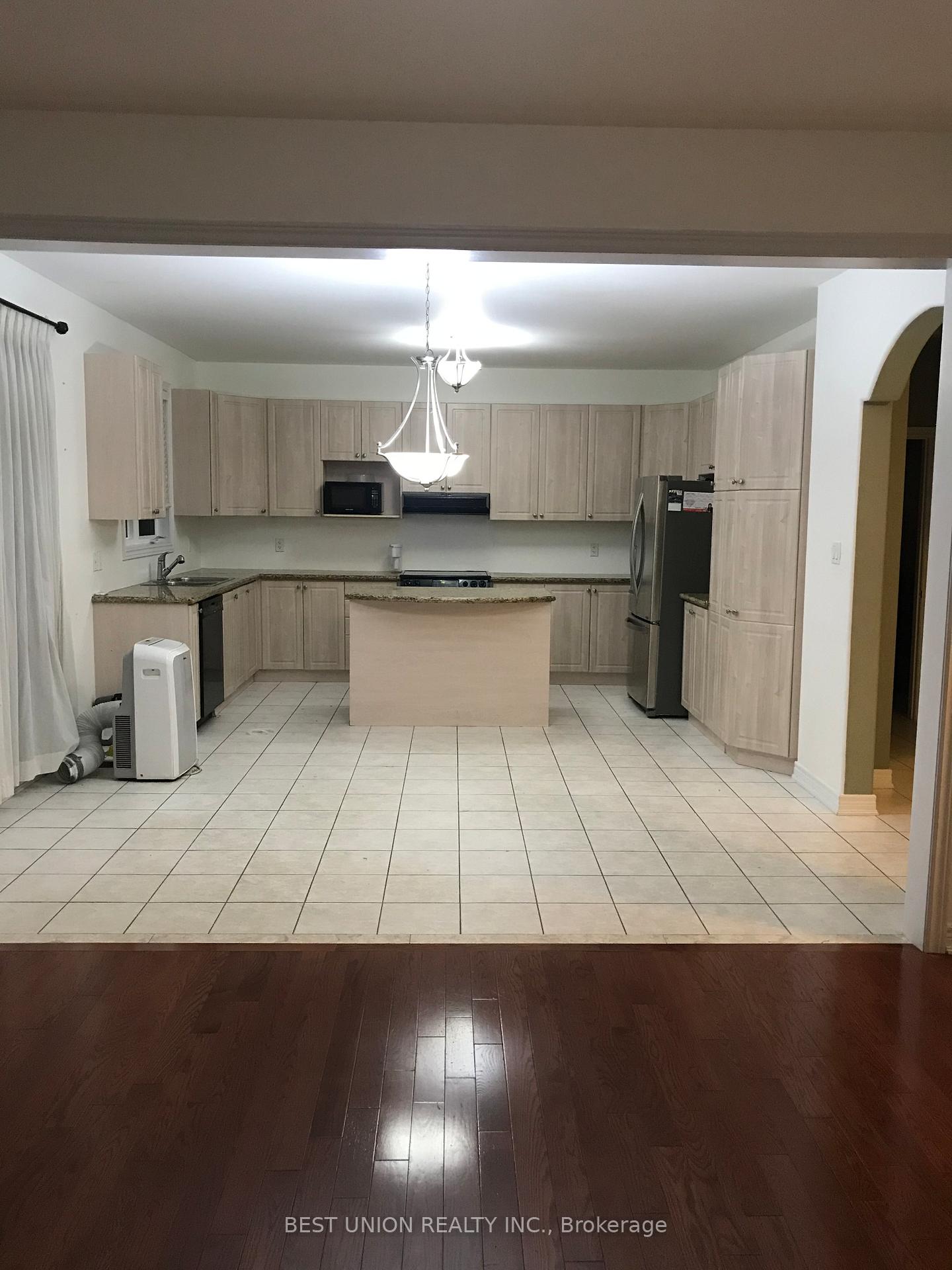 Photo 8 of 24 Heathfield Avenue, Markham, Victoria Manor-Jennings Gate — HOMEH
