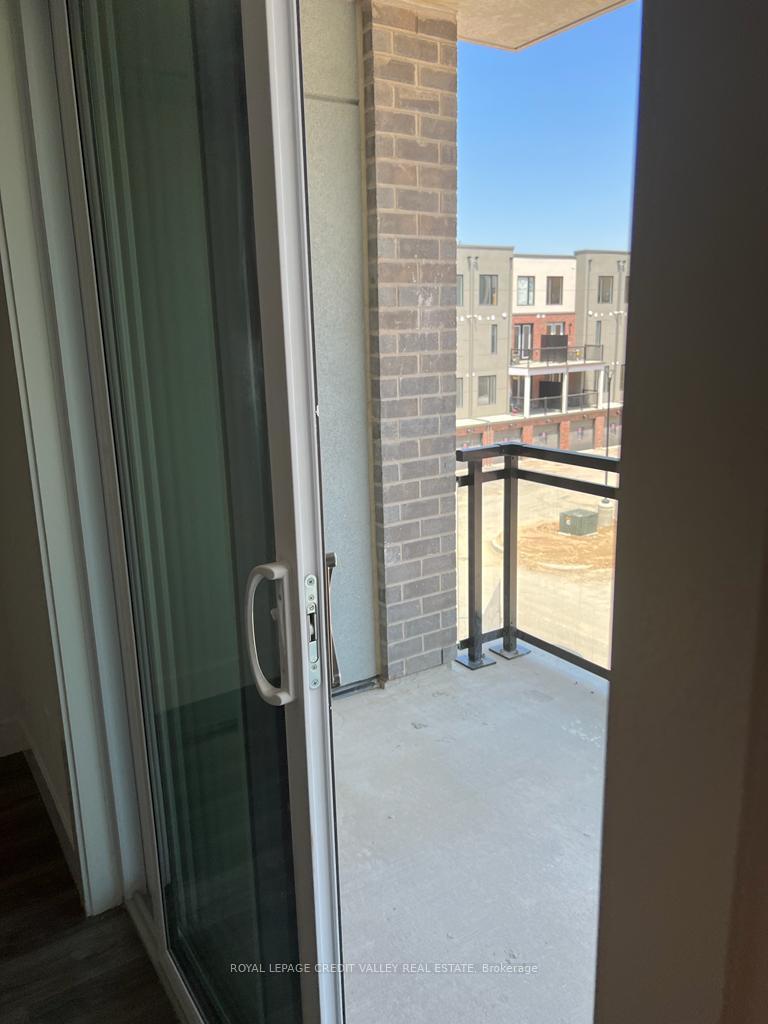 Photo 6 of Unit 303, 103 Roger Street N, Waterloo — HOMEH