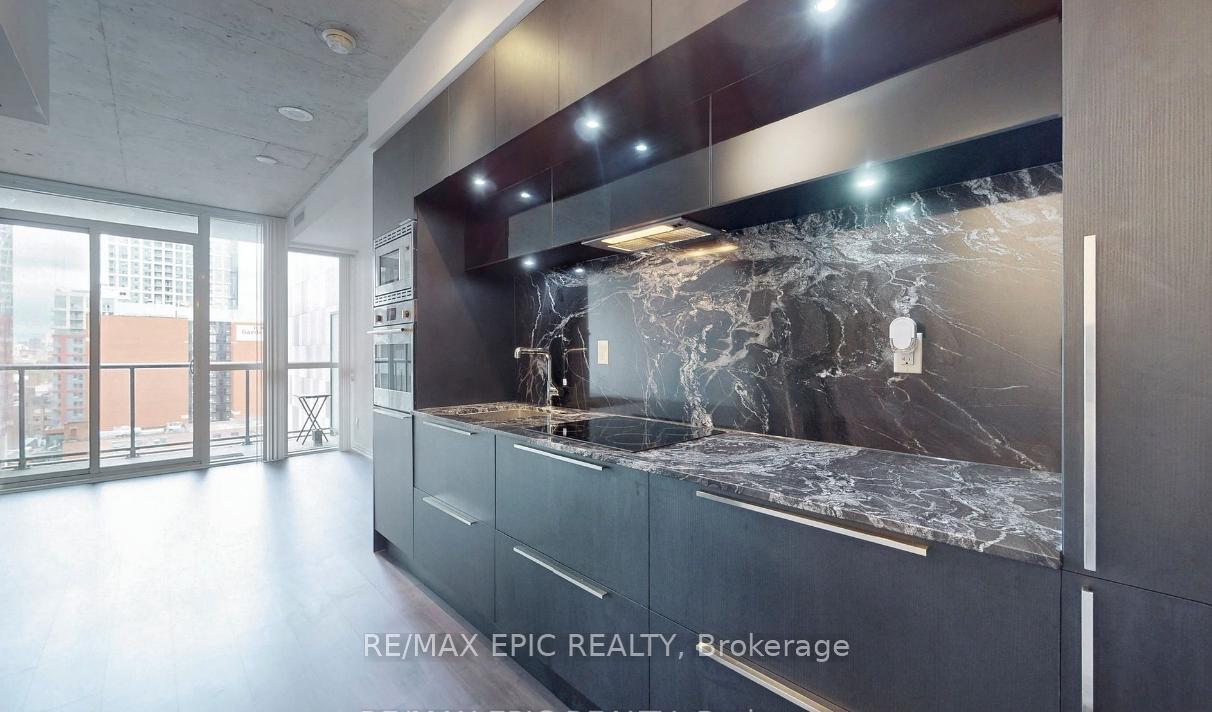 Photo 5 of Unit 1215, 88 Blue Jays Way, Toronto, Waterfront Communities — HOMEH