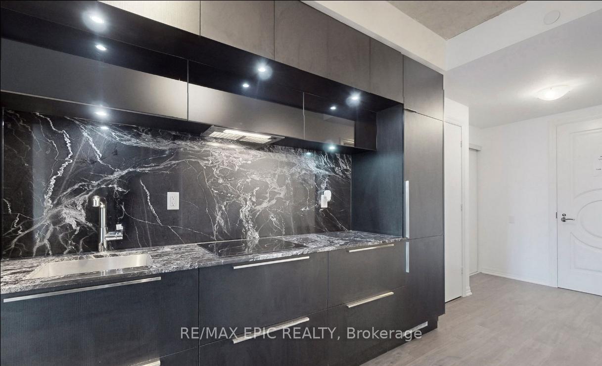 Photo 10 of Unit 1215, 88 Blue Jays Way, Toronto, Waterfront Communities — HOMEH