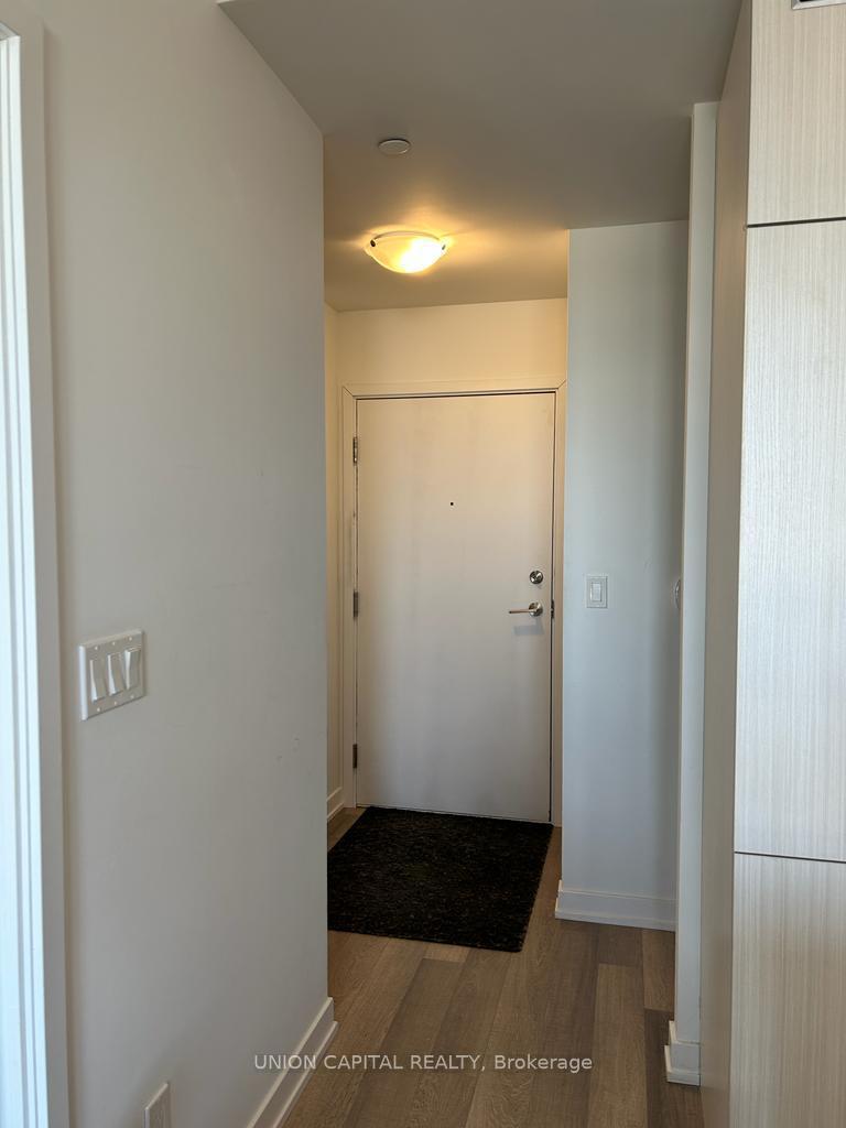 Photo 2 of Unit 1606, 181 Huron Street, Toronto, Kensington-Chinatown — HOMEH