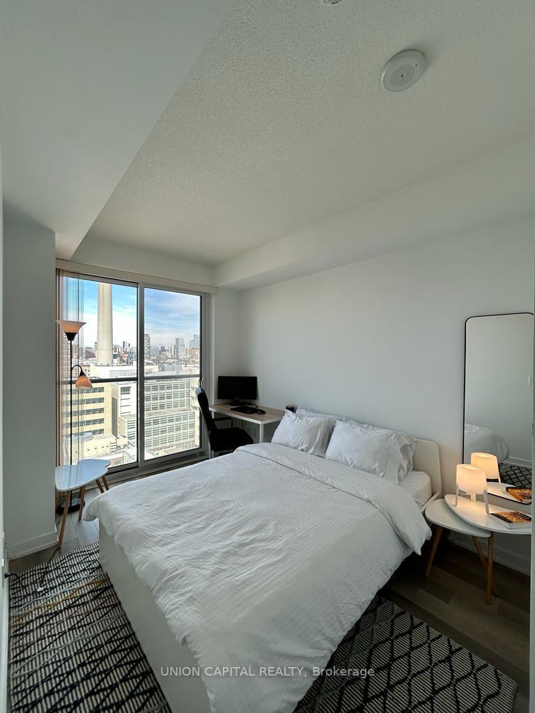 Photo 5 of Unit 1606, 181 Huron Street, Toronto, Kensington-Chinatown — HOMEH