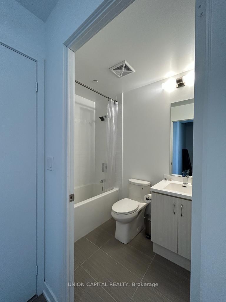 Photo 6 of Unit 1606, 181 Huron Street, Toronto, Kensington-Chinatown — HOMEH