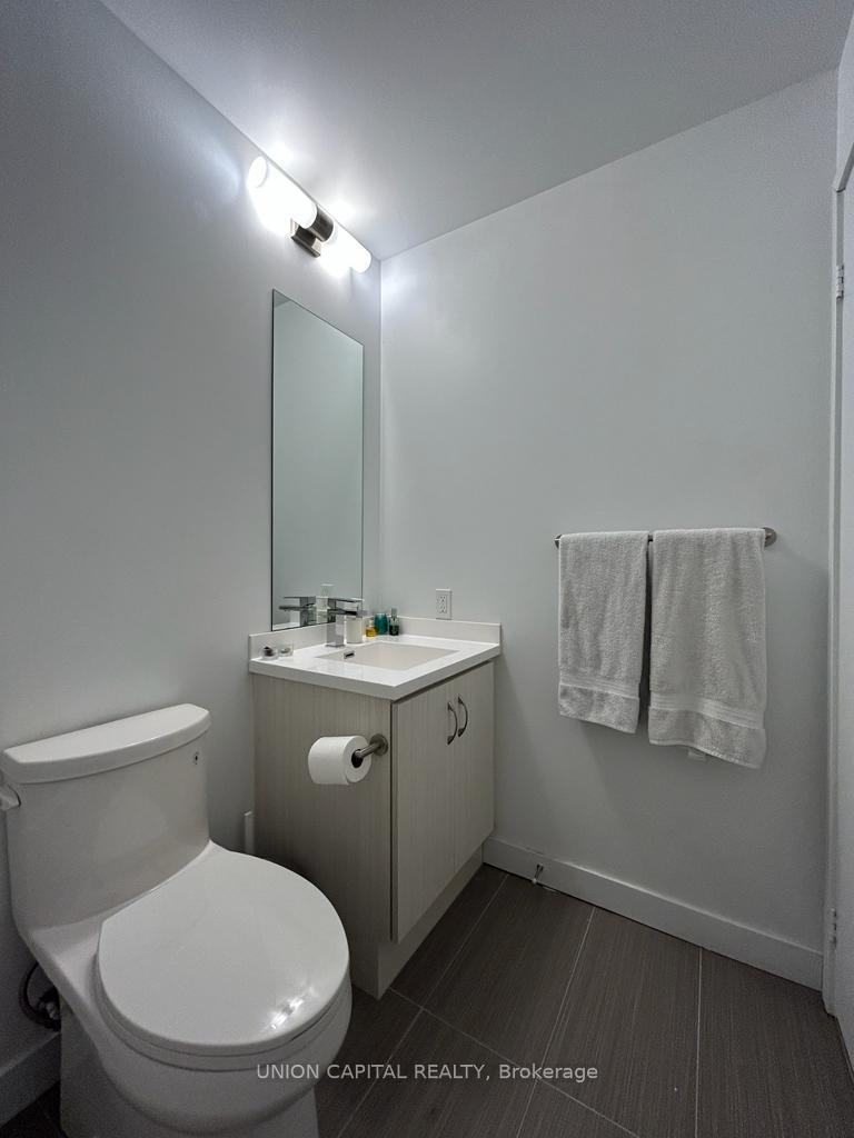 Photo 9 of Unit 1606, 181 Huron Street, Toronto, Kensington-Chinatown — HOMEH