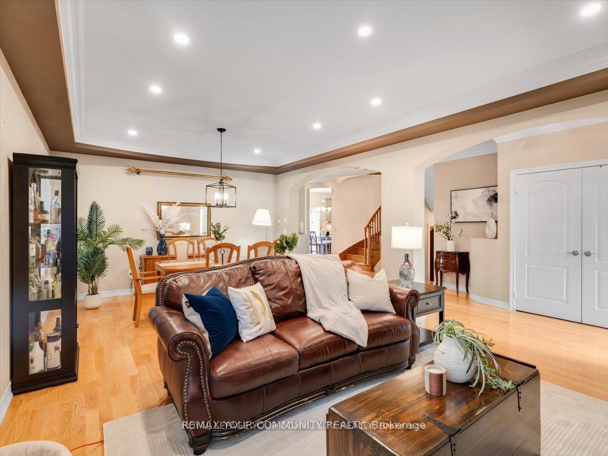 Photo 44 of 9 Heaney Court, Aurora, Bayview Northeast — HOMEH