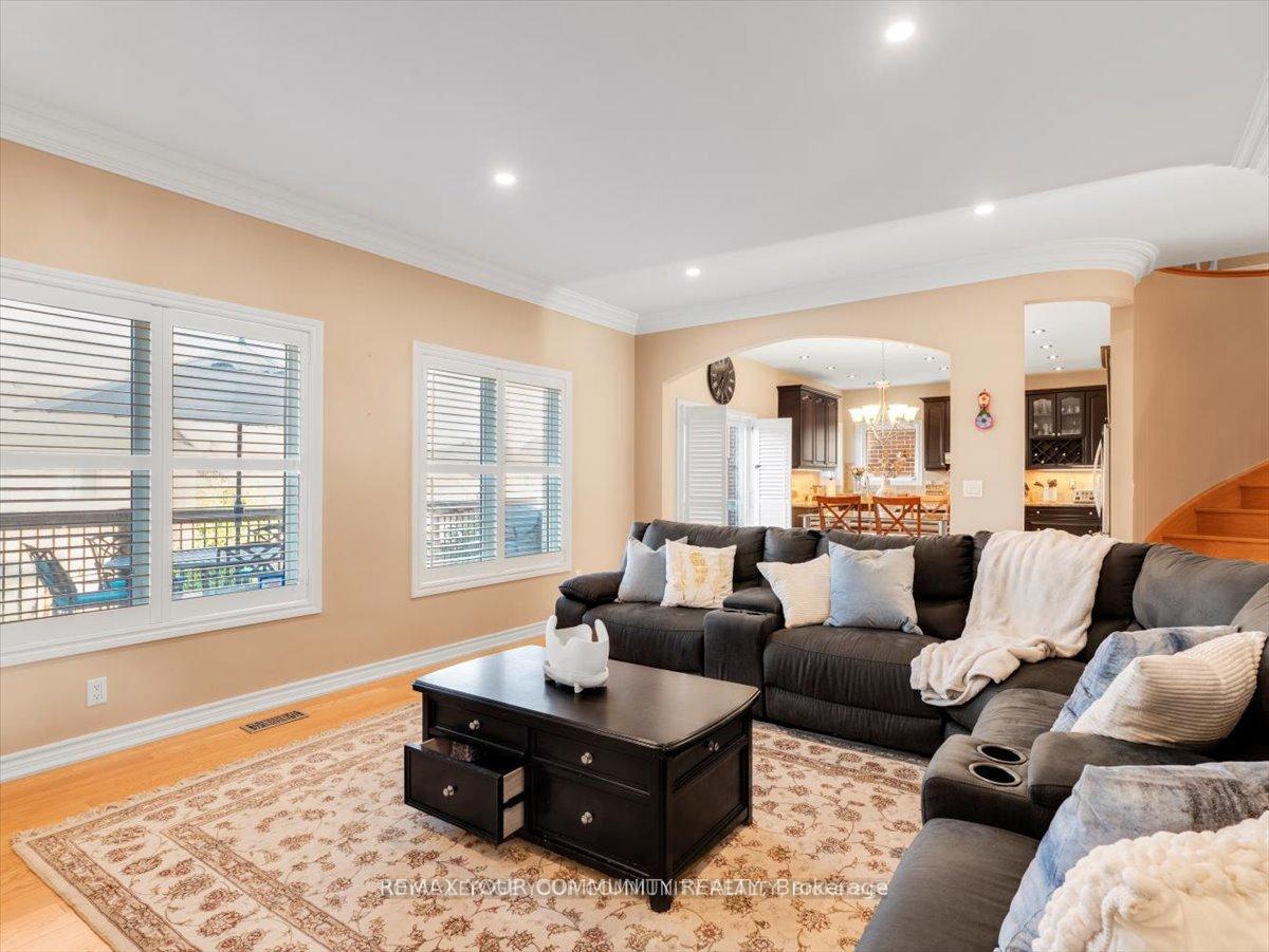 Photo 46 of 9 Heaney Court, Aurora, Bayview Northeast — HOMEH