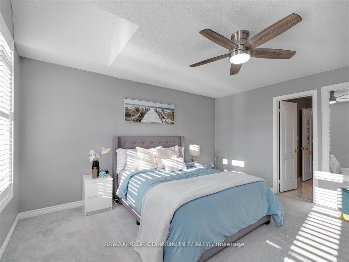 Photo 32 of 9 Heaney Court, Aurora, Bayview Northeast — HOMEH