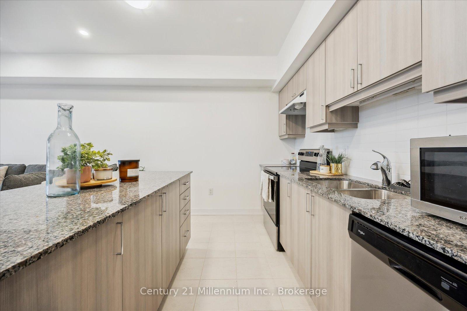 Photo 12 of Unit 409, 10 Culinary Lane, Barrie, Rural Barrie Southeast — HOMEH