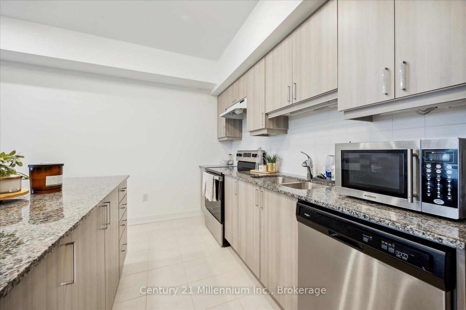Photo 6 of Unit 409, 10 Culinary Lane, Barrie, Rural Barrie Southeast — HOMEH