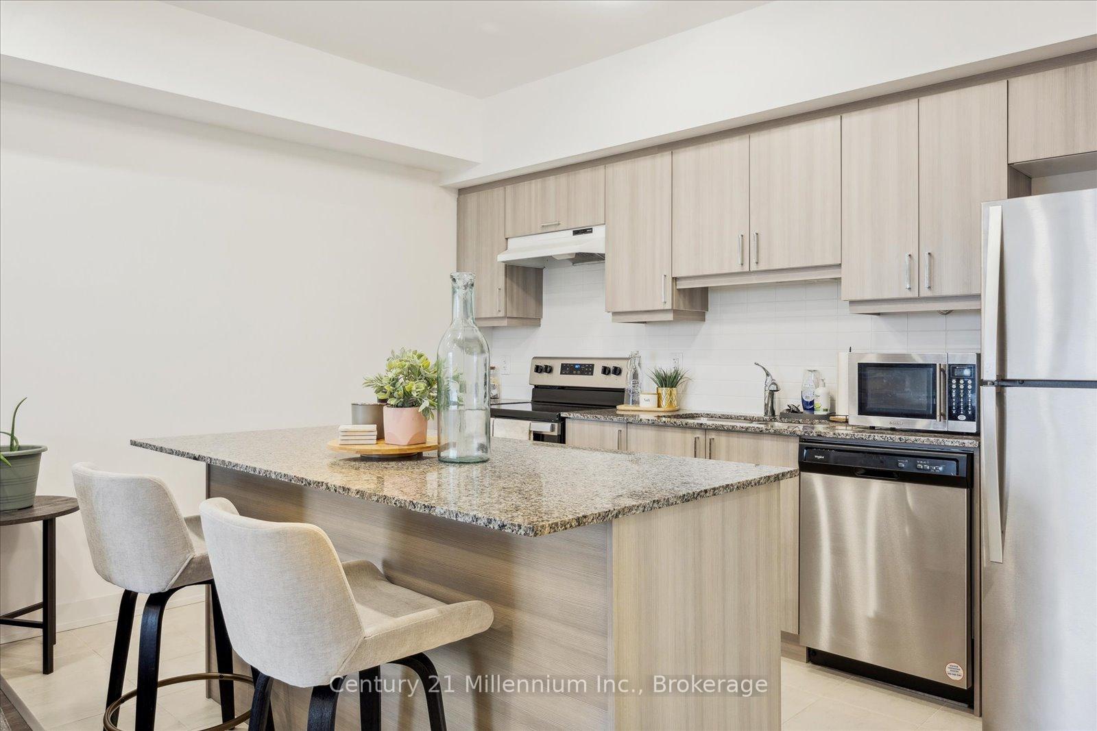 Photo 8 of Unit 409, 10 Culinary Lane, Barrie, Rural Barrie Southeast — HOMEH