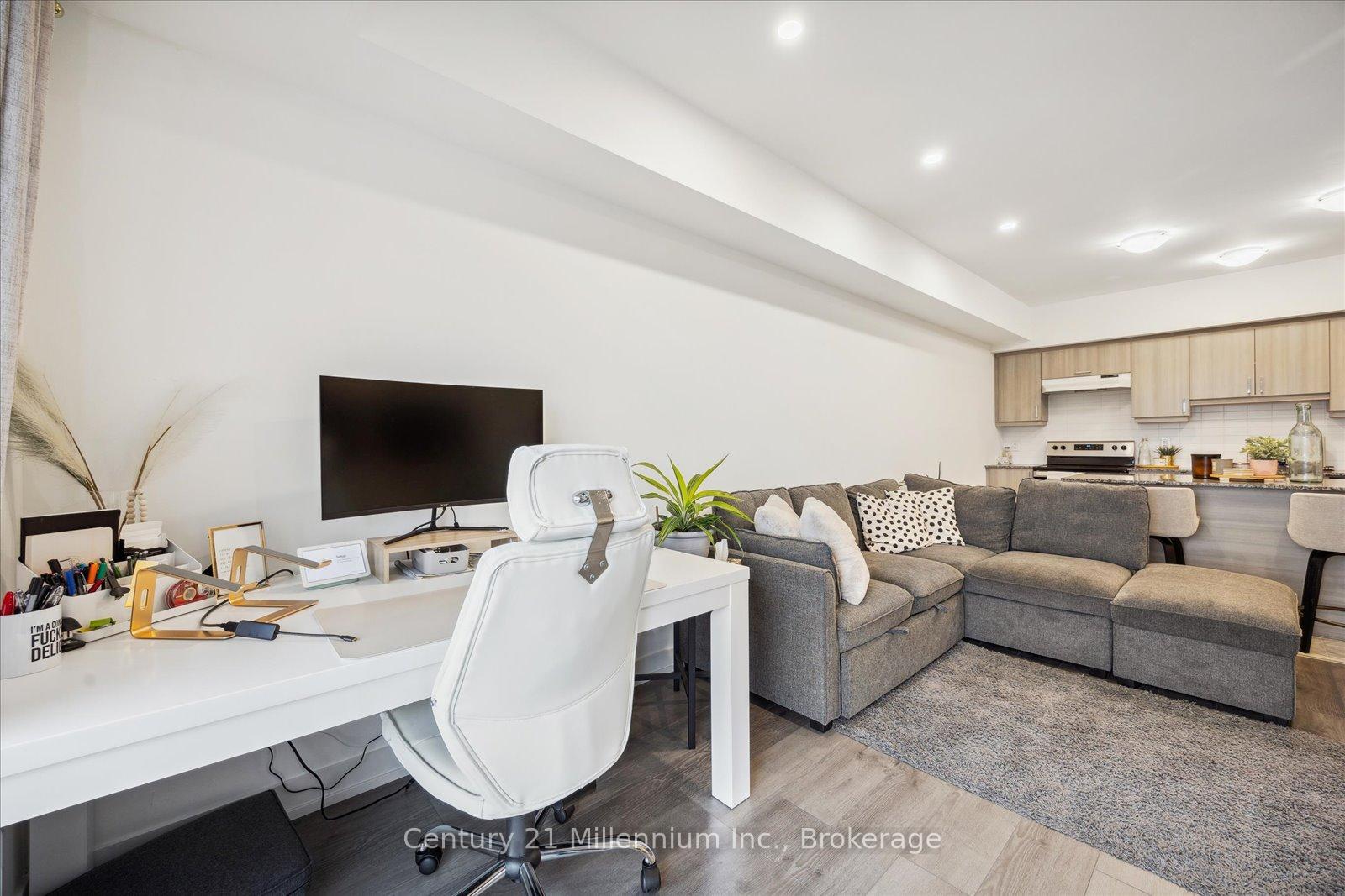Photo 18 of Unit 409, 10 Culinary Lane, Barrie, Rural Barrie Southeast — HOMEH