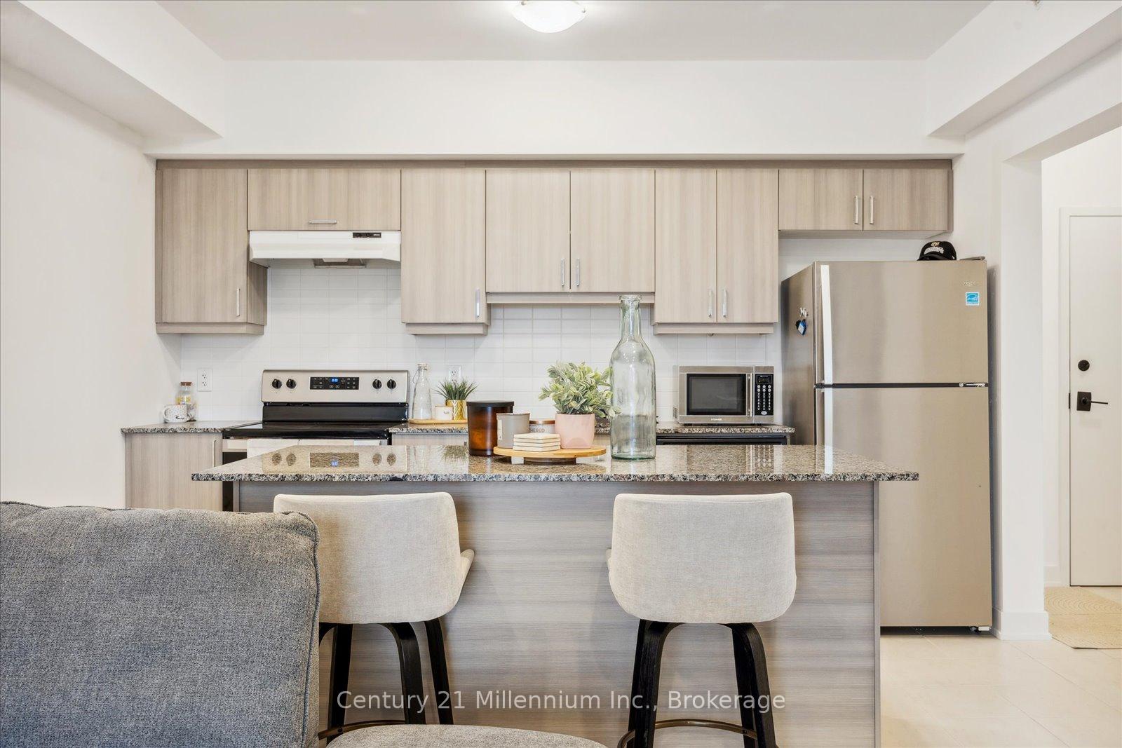 Photo 19 of Unit 409, 10 Culinary Lane, Barrie, Rural Barrie Southeast — HOMEH