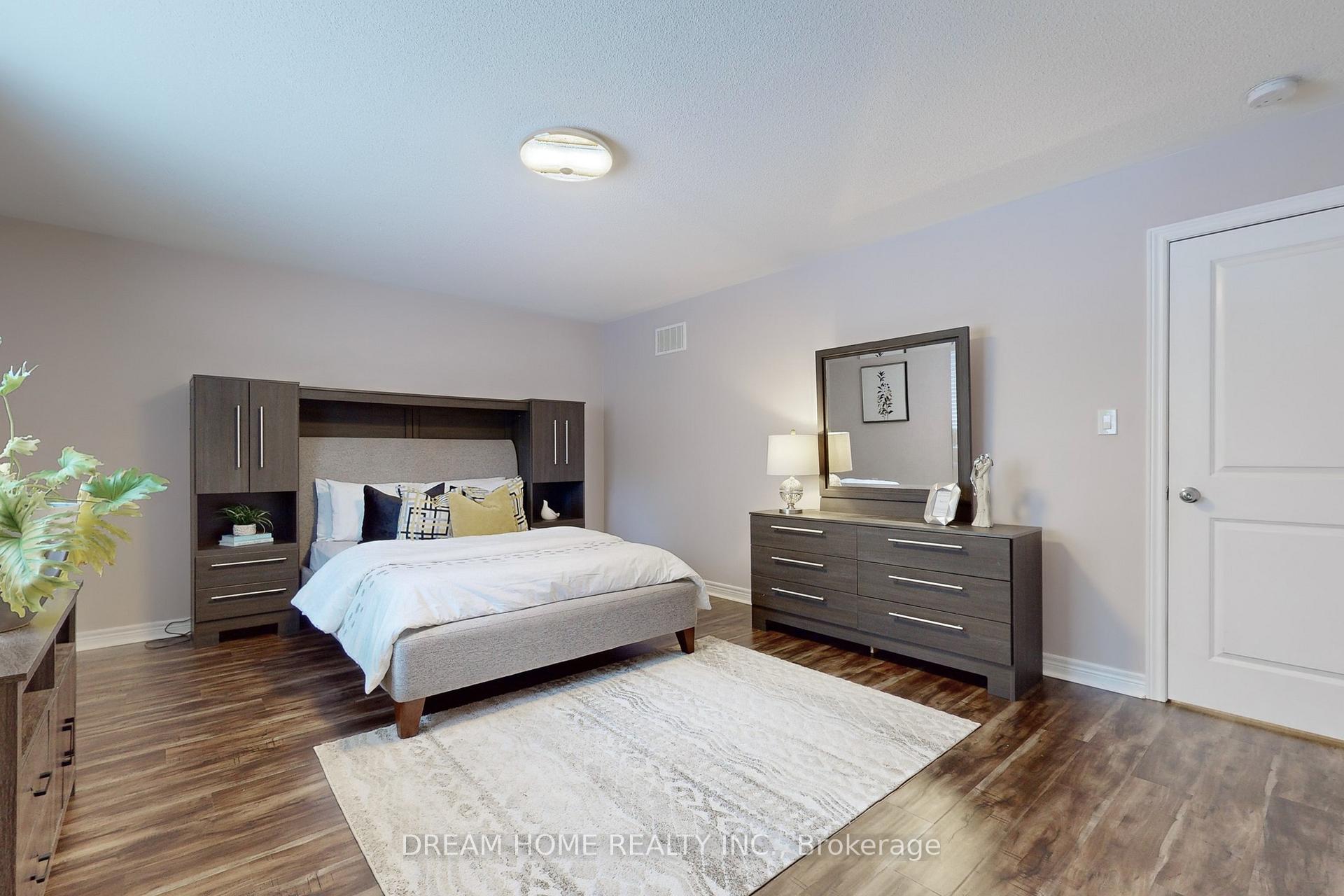 Photo 17 of 63 Murray Tabb Street, Clarington, Bowmanville — HOMEH