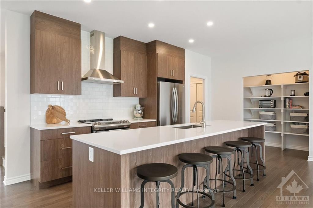 Photo 4 of 1060 Kijik Crescent, Ottawa, Blossom Park/Kemp Park/Findlay Creek — HOMEH