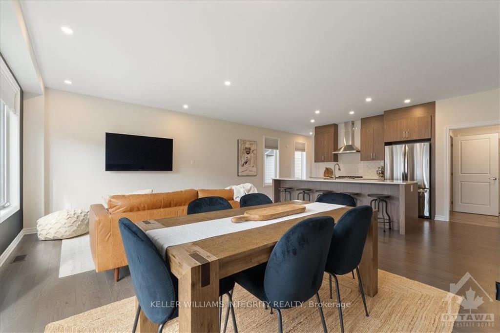 Photo 10 of 1060 Kijik Crescent, Ottawa, Blossom Park/Kemp Park/Findlay Creek — HOMEH