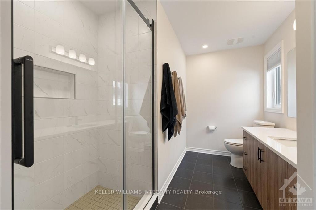 Photo 15 of 1060 Kijik Crescent, Ottawa, Blossom Park/Kemp Park/Findlay Creek — HOMEH