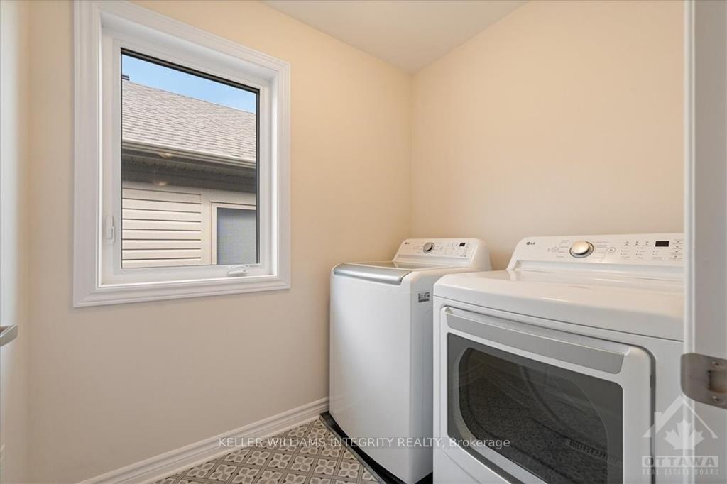 Photo 22 of 1060 Kijik Crescent, Ottawa, Blossom Park/Kemp Park/Findlay Creek — HOMEH