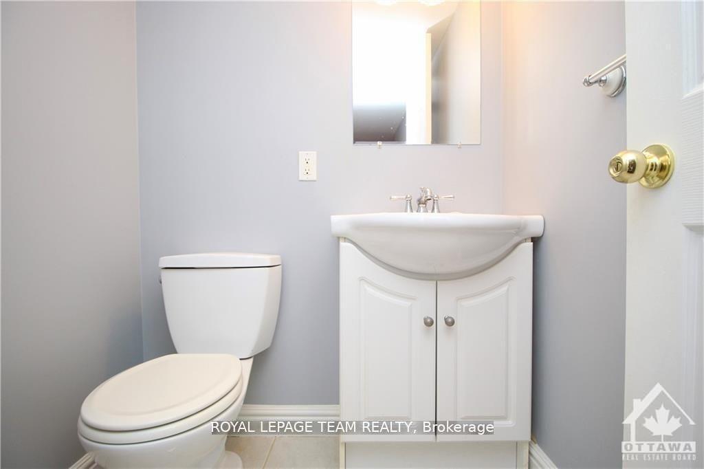 Photo 13 of 135 Stoneway Drive, Ottawa, Barrhaven East — HOMEH
