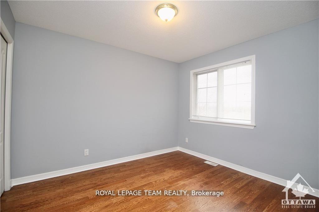 Photo 20 of 135 Stoneway Drive, Ottawa, Barrhaven East — HOMEH
