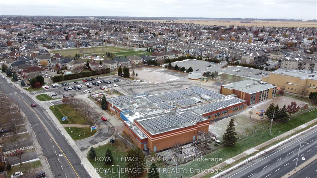 Photo 37 of 135 Stoneway Drive, Ottawa, Barrhaven East — HOMEH