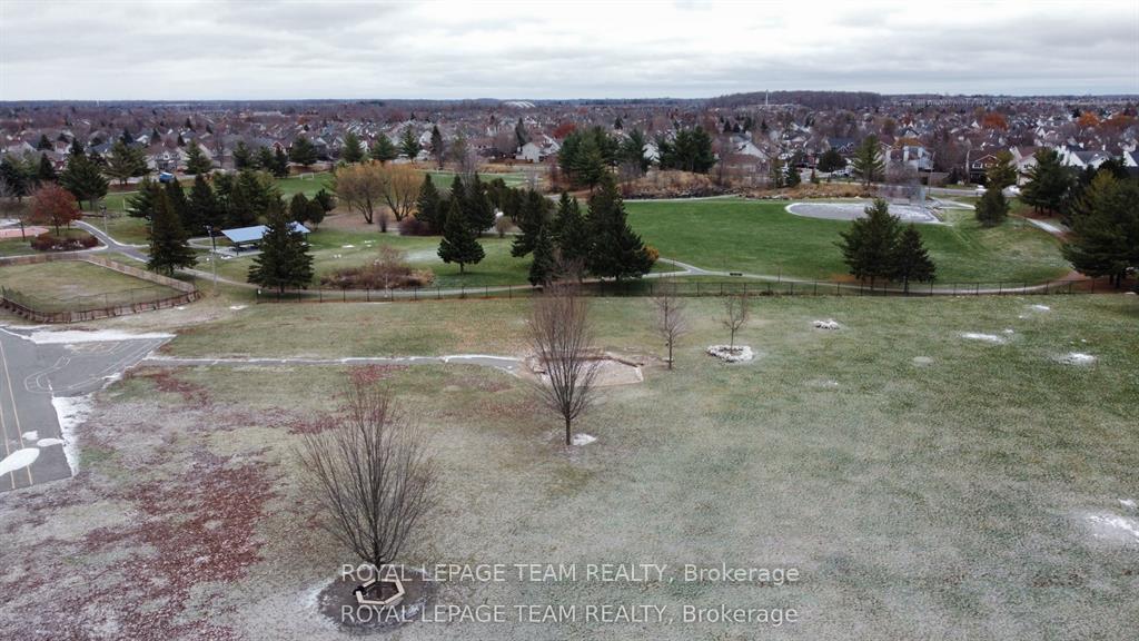 Photo 40 of 135 Stoneway Drive, Ottawa, Barrhaven East — HOMEH