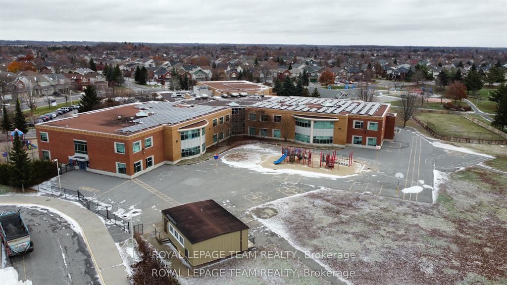 Photo 38 of 135 Stoneway Drive, Ottawa, Barrhaven East — HOMEH
