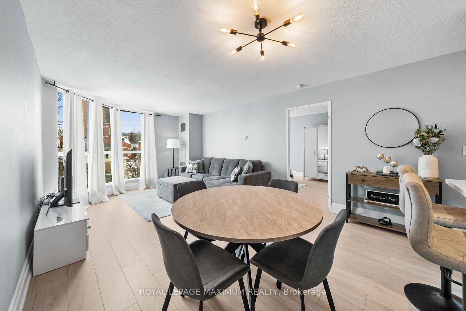 Photo 12 of Unit 601, 150 Dunlop Street E, Barrie, City Centre — HOMEH