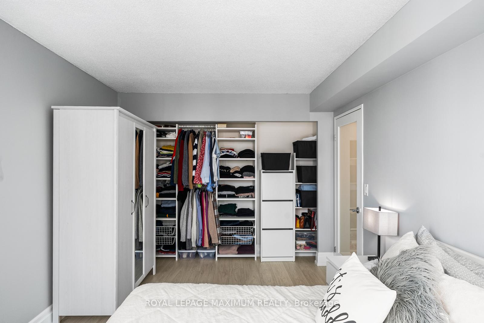 Photo 9 of Unit 601, 150 Dunlop Street E, Barrie, City Centre — HOMEH