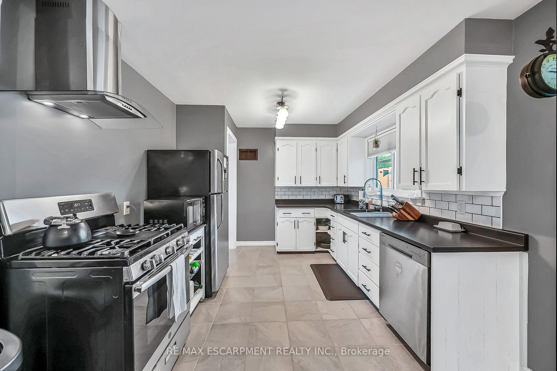 Photo 46 of 4 Clifford Street, Norfolk, Port Dover — HOMEH
