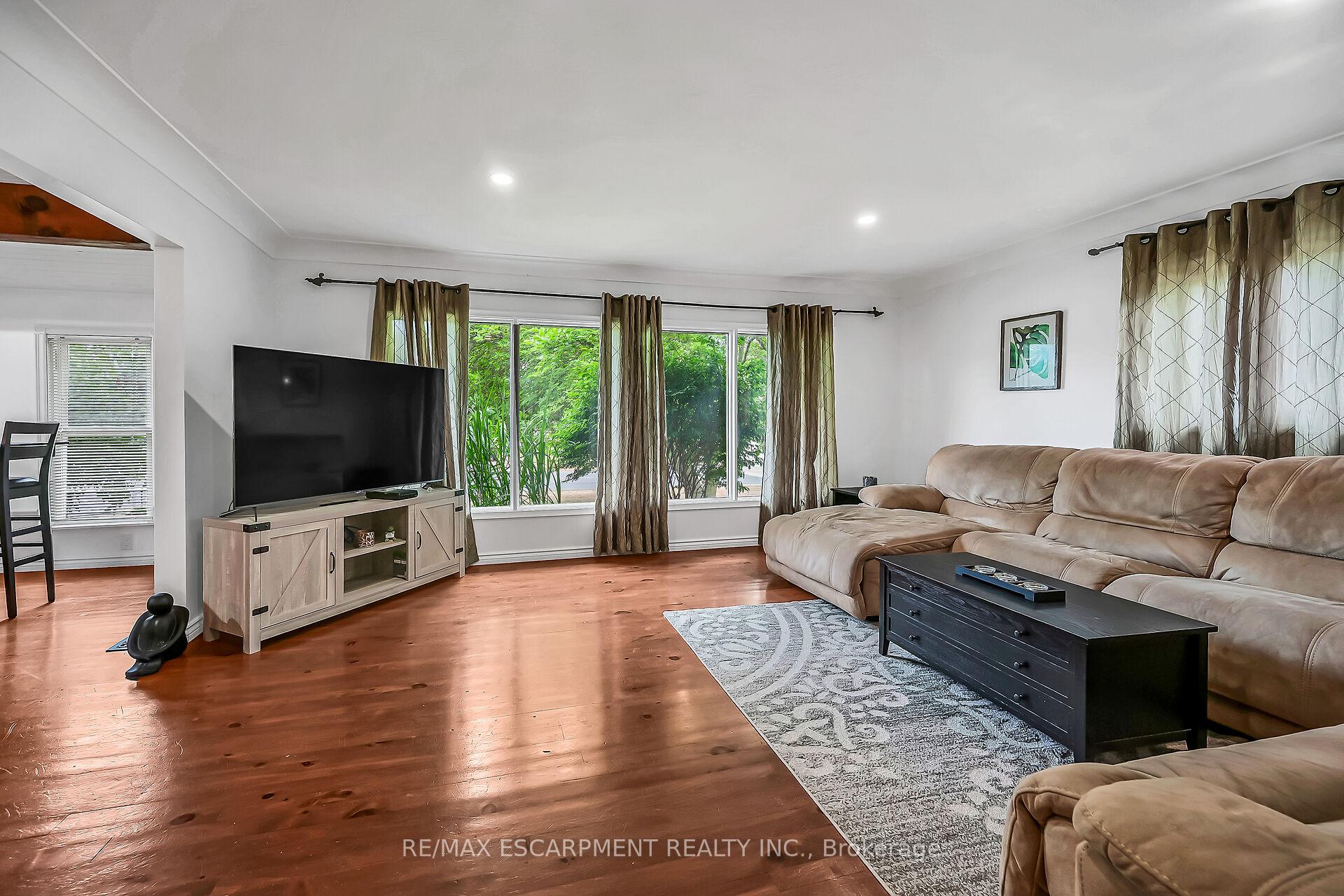 Photo 49 of 4 Clifford Street, Norfolk, Port Dover — HOMEH