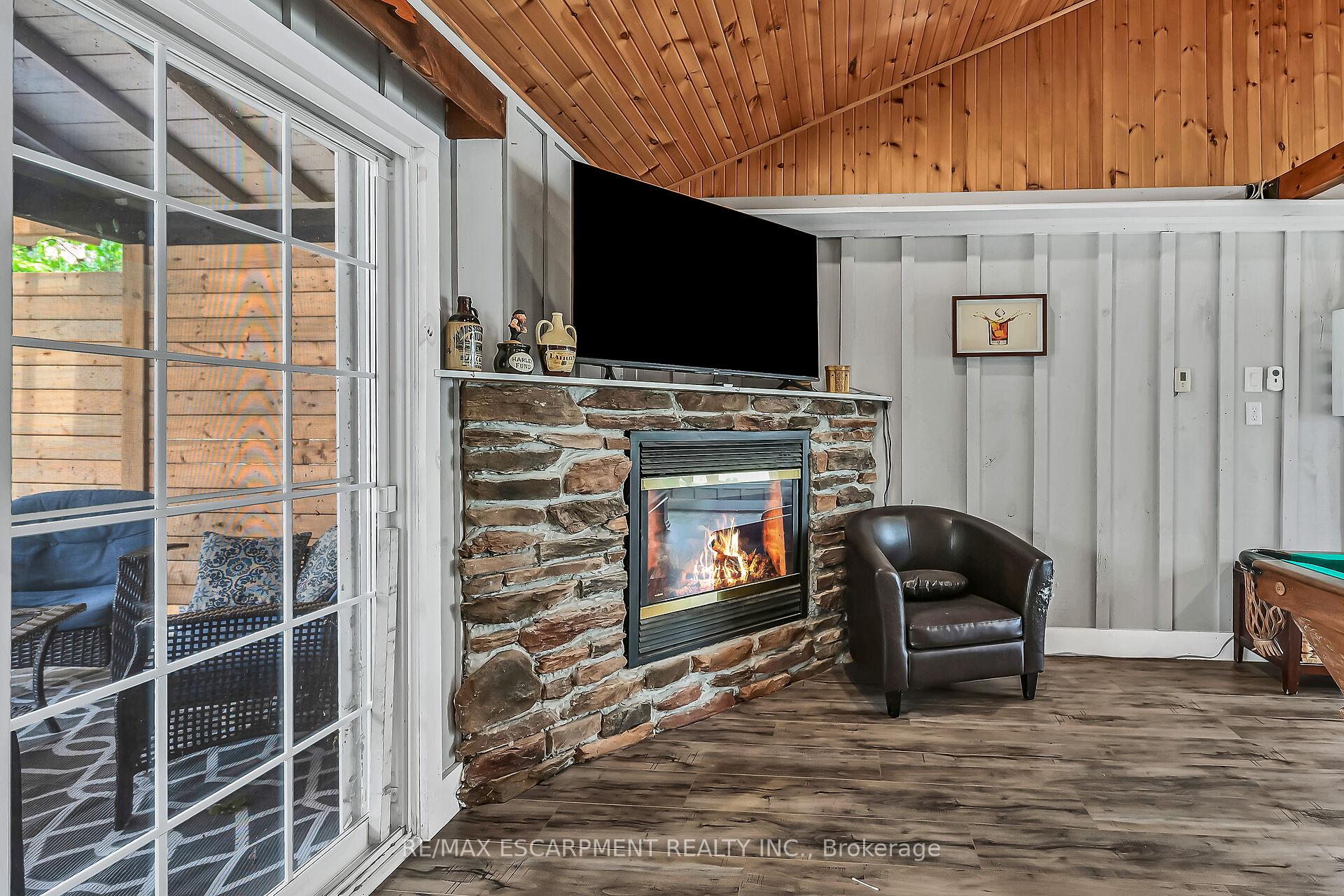 Photo 32 of 4 Clifford Street, Norfolk, Port Dover — HOMEH