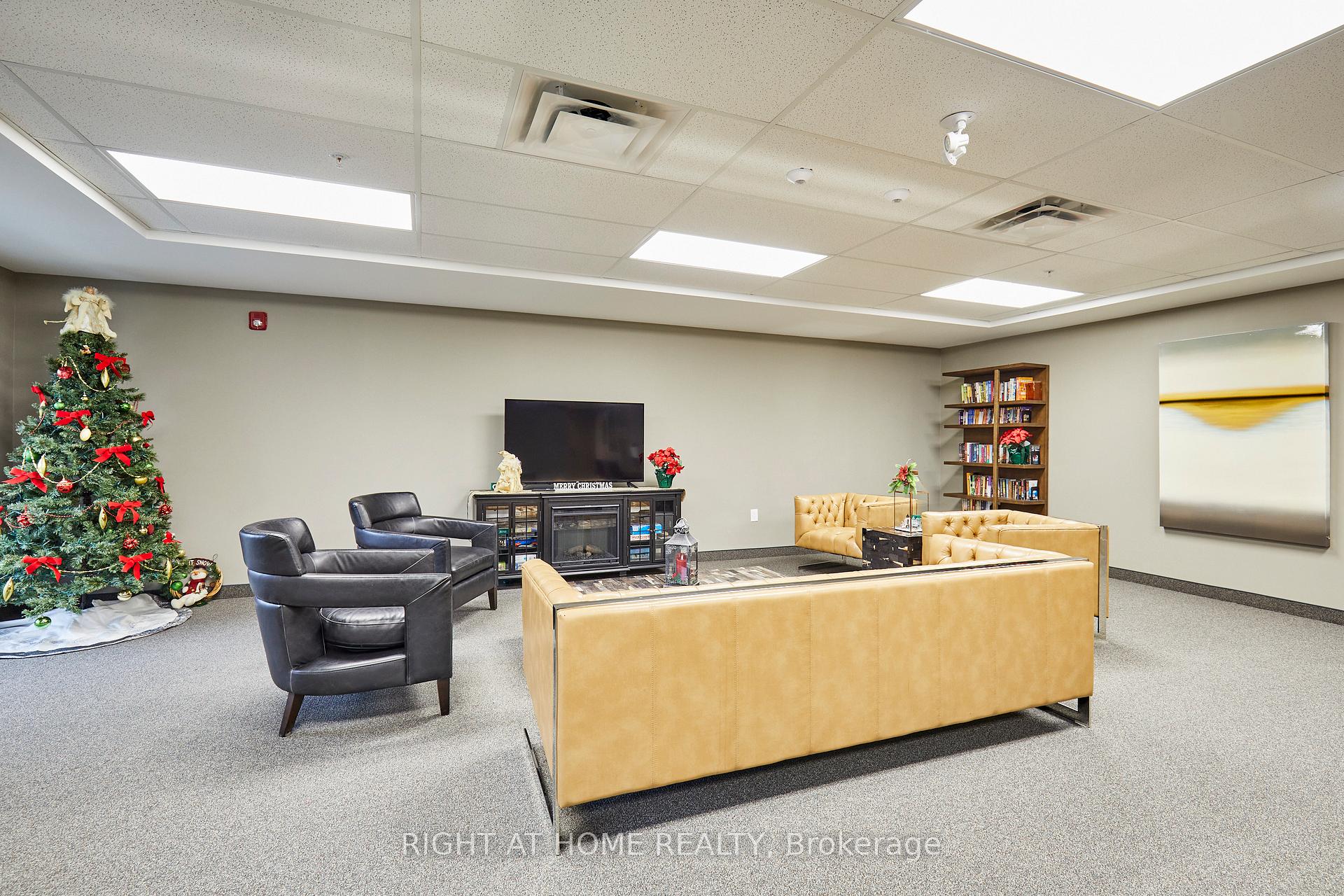 Photo 27 of Unit 201, 290 Liberty Street N, Clarington, Bowmanville — HOMEH