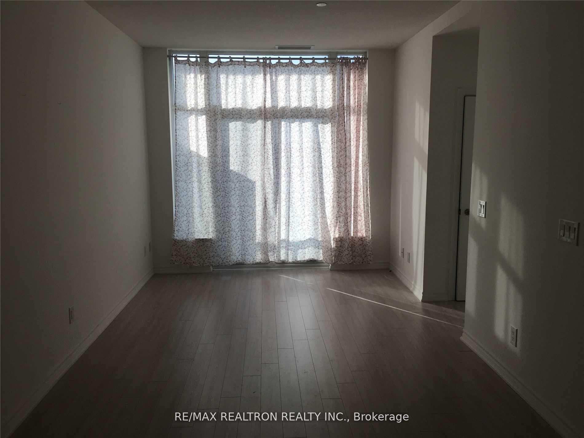 Photo 7 of Unit 1118, 8323 Kennedy Road, Markham, Unionville — HOMEH