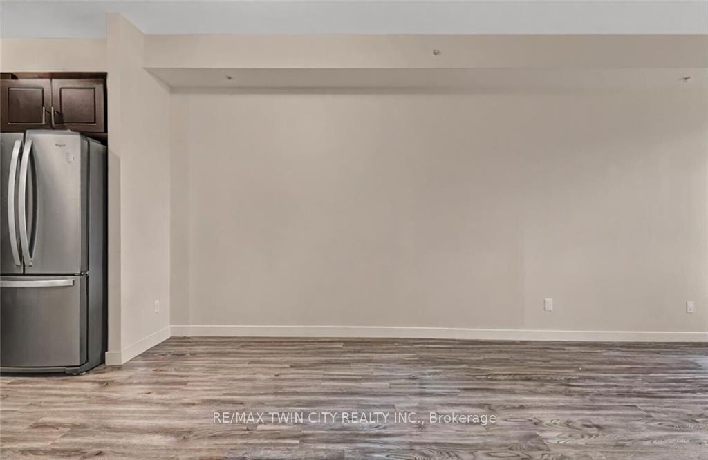 Photo 10 of Unit 807, 128 King Street, Waterloo, Downtown Waterloo — HOMEH