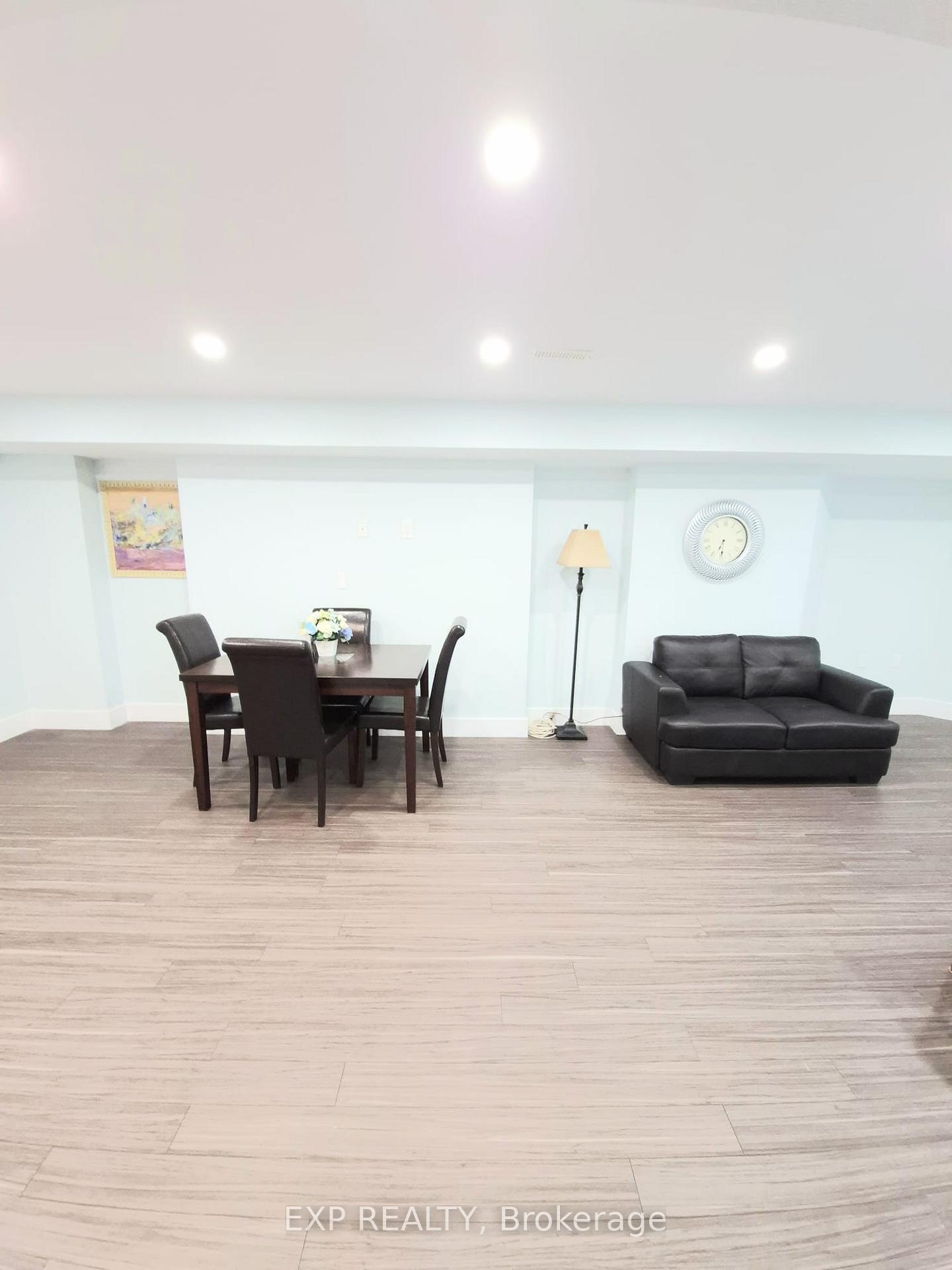 Photo 10 of 40 Stammers Drive, Ajax, Northwest Ajax — HOMEH