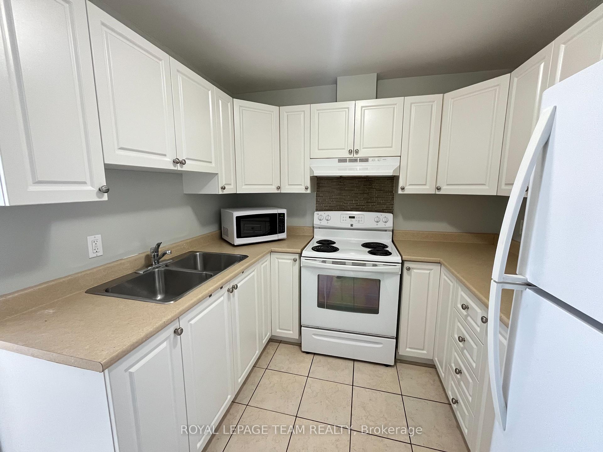 Photo 13 of Unit A, 201 Rochester Street, Ottawa, West Centre Town — HOMEH