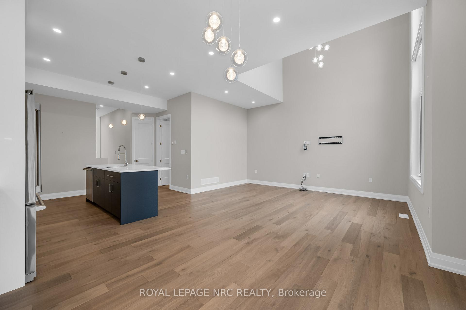 Photo 13 of Unit 13, 1465 Station Street, Pelham, Fonthill — HOMEH