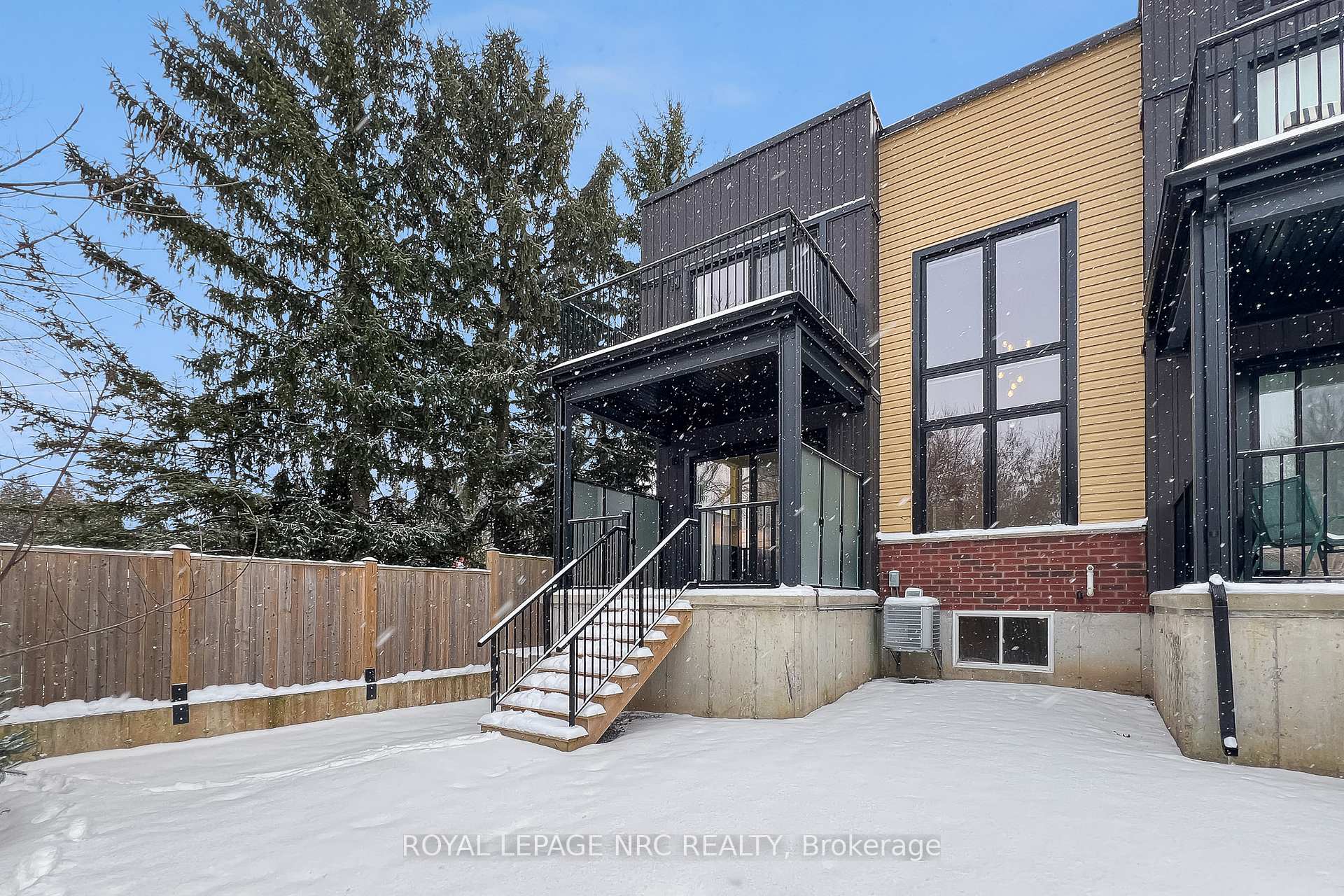 Photo 32 of Unit 13, 1465 Station Street, Pelham, Fonthill — HOMEH