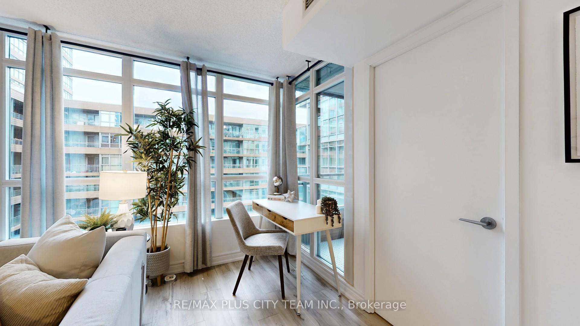 Photo 9 of Unit 830, 10 Capreol Court, Toronto, Waterfront Communities — HOMEH