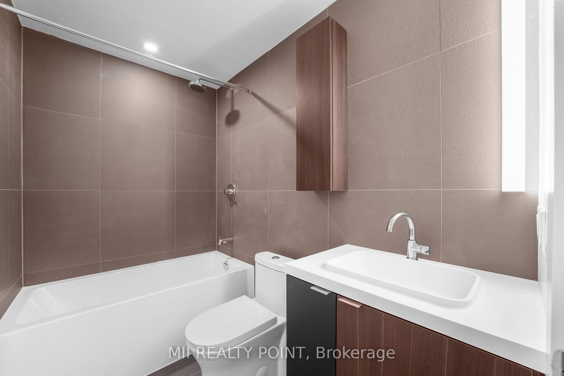 Photo 8 of Unit 1705, 15 Mercer Street, Toronto, Waterfront Communities — HOMEH