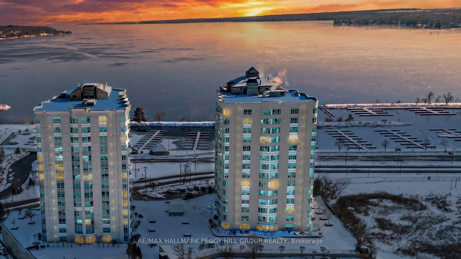Front of Unit 401, 2 Toronto Street