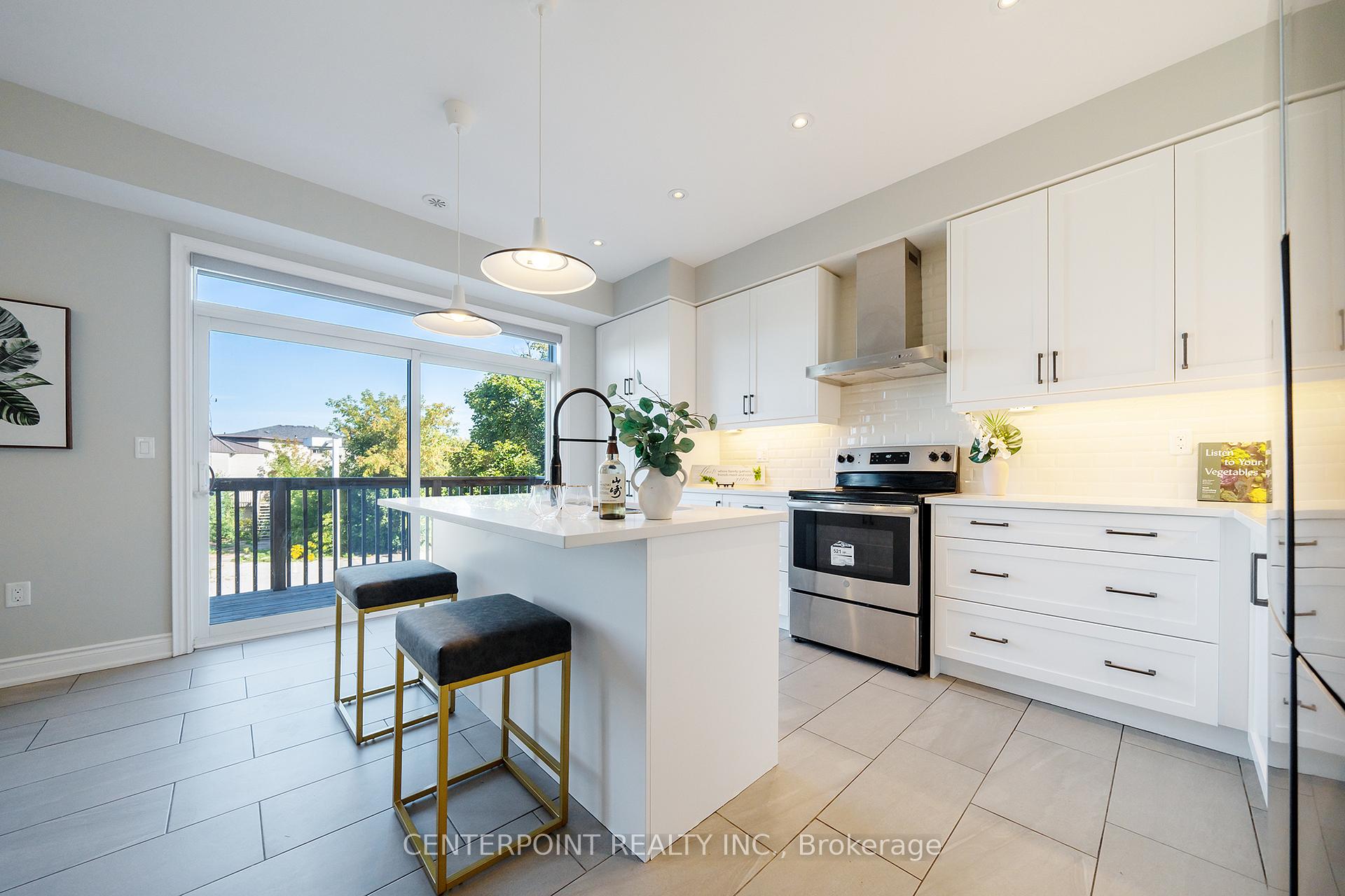 Photo 15 of 61 Isabella Peach Drive, Markham, Victoria Square — HOMEH