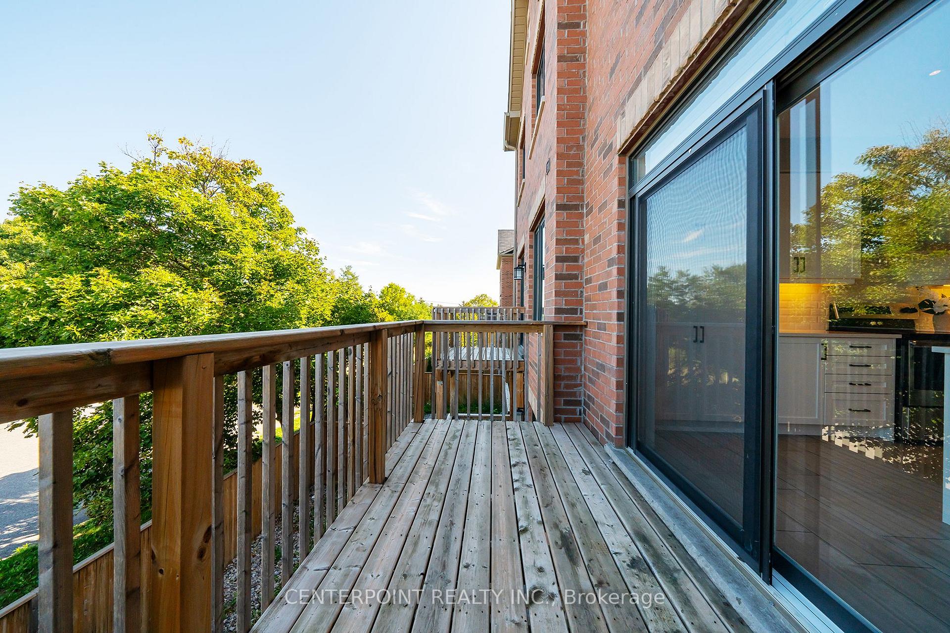 Photo 16 of 61 Isabella Peach Drive, Markham, Victoria Square — HOMEH