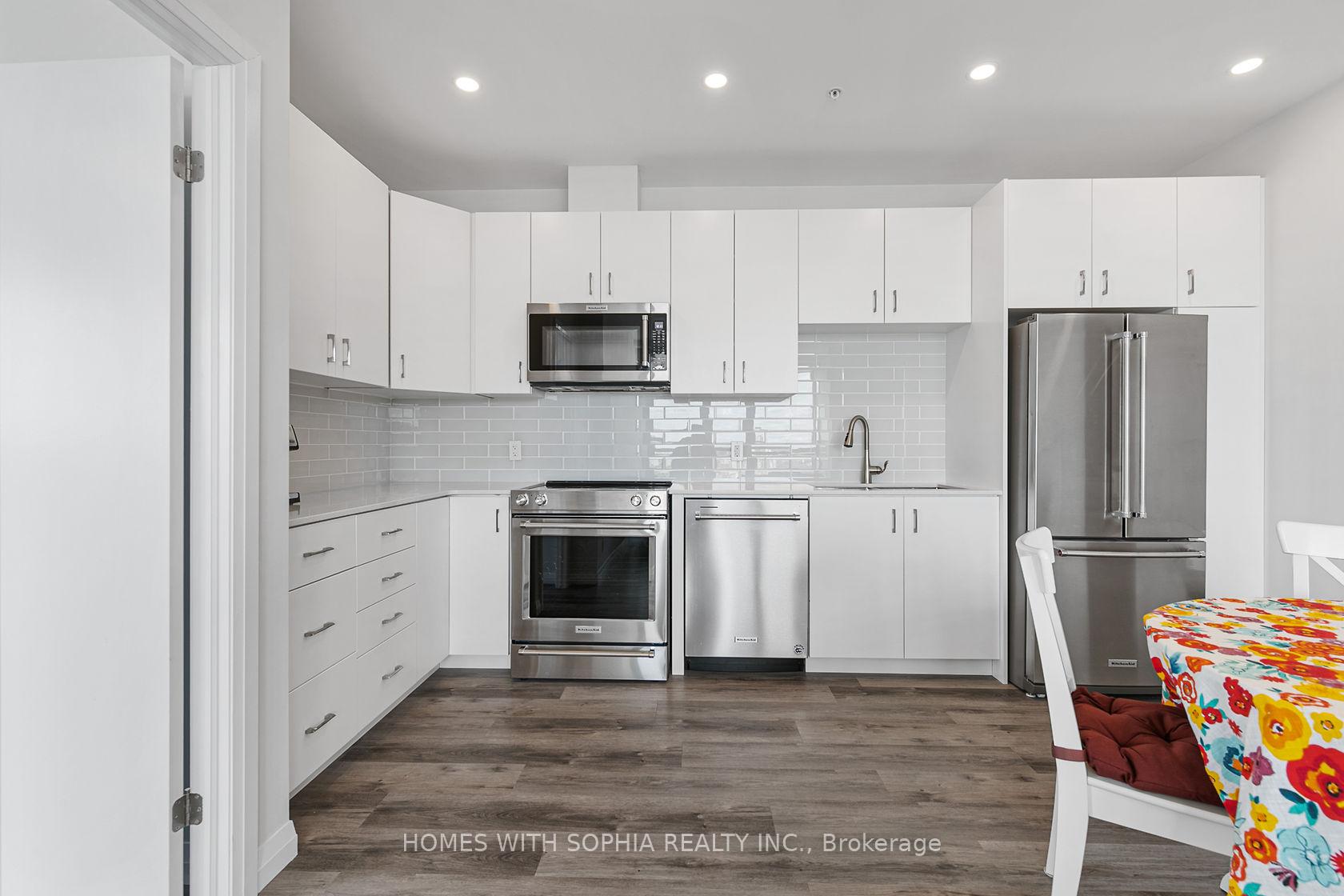 Photo 8 of Unit 2109, 104 Garment Street, Kitchener, City Commercial Core — HOMEH
