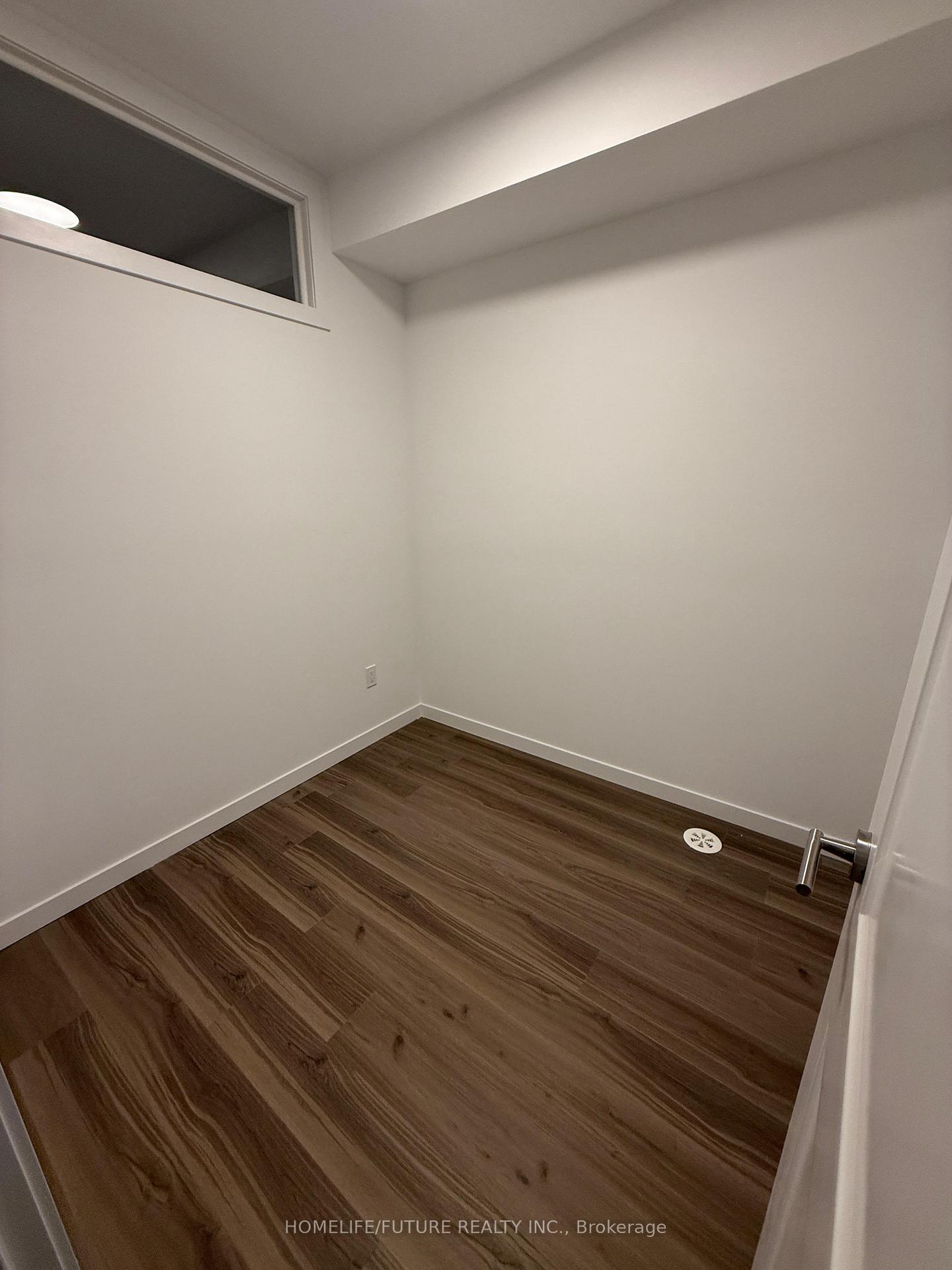 Photo 7 of Unit 20, 117 Marydale Avenue, Markham, Middlefield — HOMEH