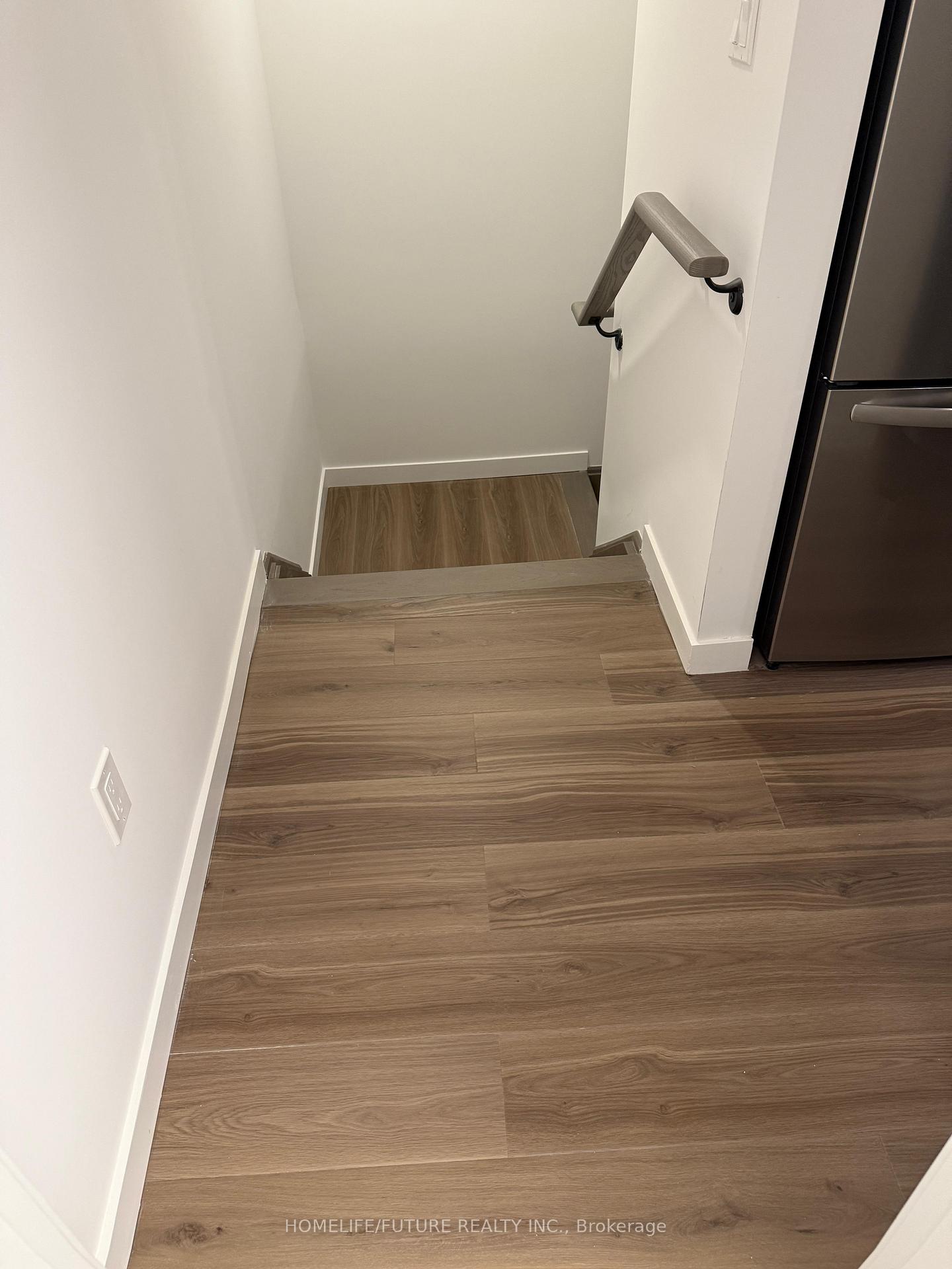 Photo 14 of Unit 20, 117 Marydale Avenue, Markham, Middlefield — HOMEH