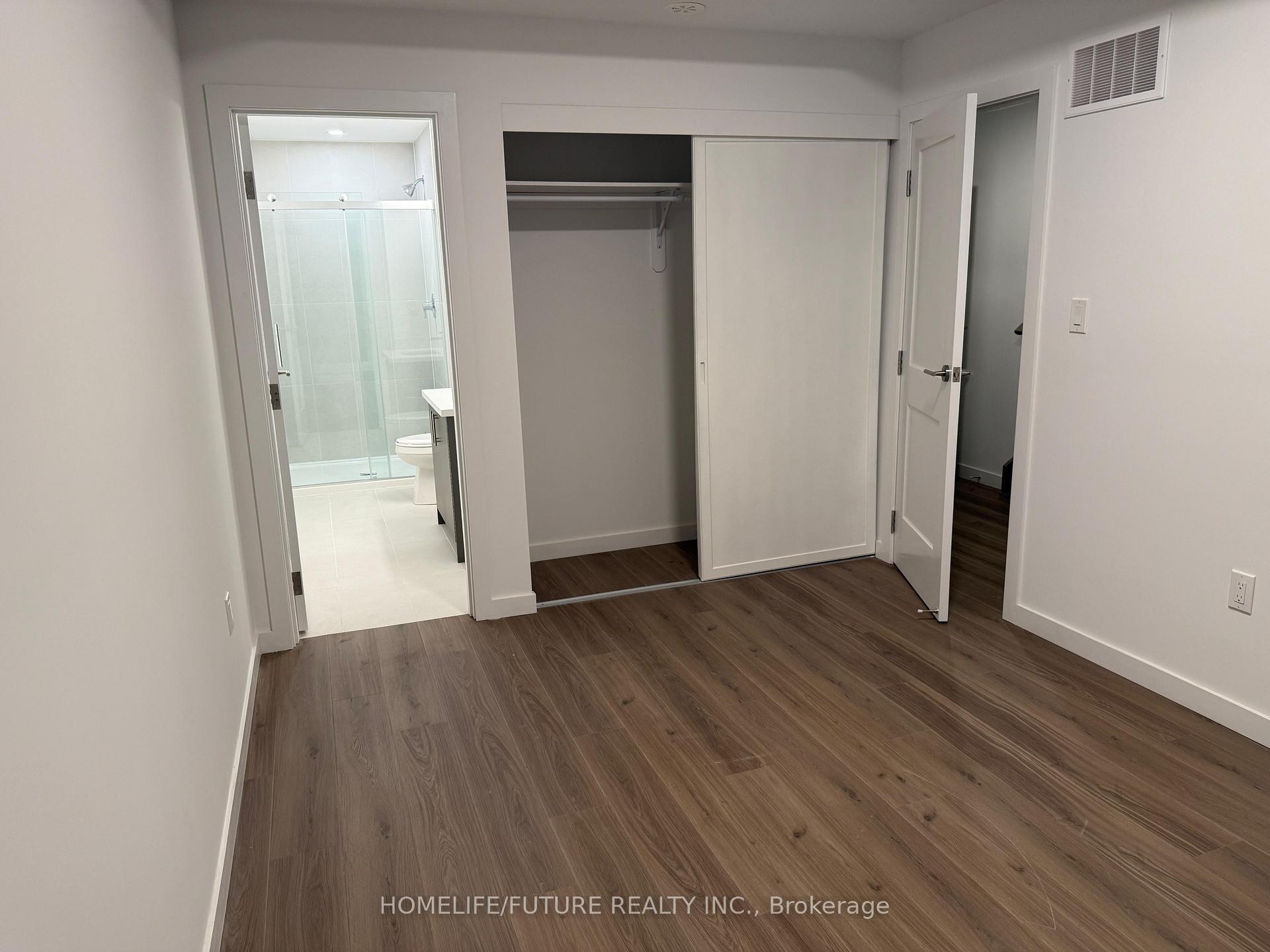 Photo 9 of Unit 20, 117 Marydale Avenue, Markham, Middlefield — HOMEH